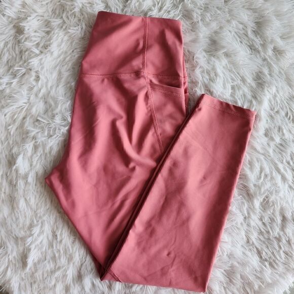Old Navy High-Waisted PowerSoft 7/8-Length Side-Pocket Leggings - Picture 3 of 8